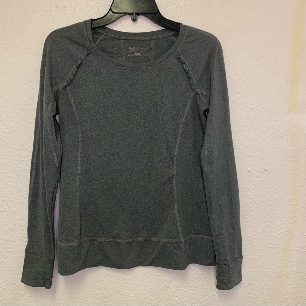 Xersion Performance Wear Gray long sleeve Shirt Size S / Blusa De Manga Larga